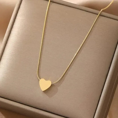 Charming Heart Pendant Necklace